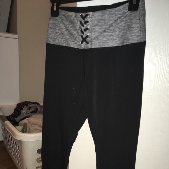 Victoria secret pink leggings - Picture 2 of 3